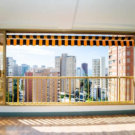 Stylish Seaview Apartment With Pool Access-3
