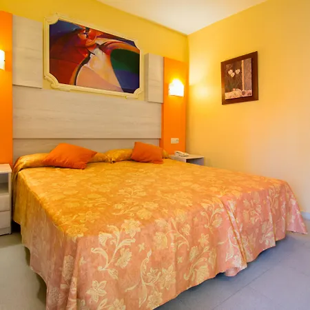 Hotel Servigroup Orange-3