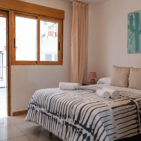 Apartamento En El Centro A Un Minuto De La Playa-2