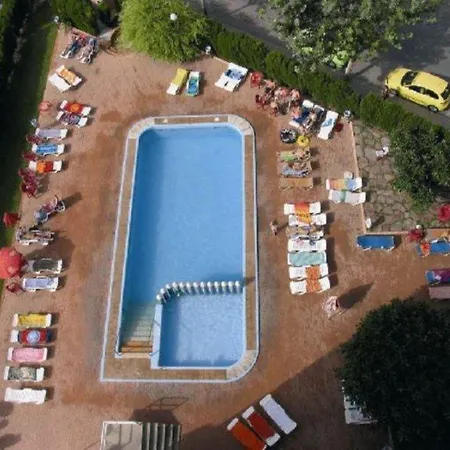 Apartamentos Alpha-3