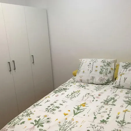 Apartamento Turistico Loyola-3