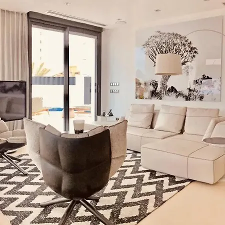 Luxurioeses Apartment In Benidorm Mit Pool-2