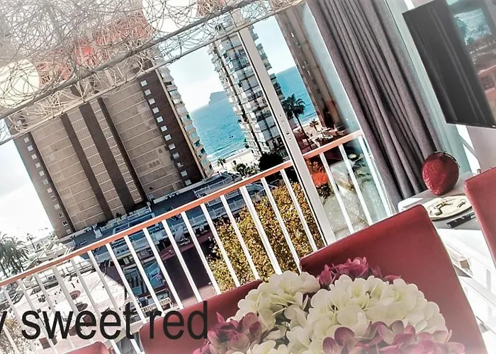 My Sweet Red Apartment Benidorm