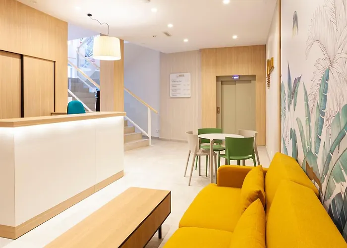 Apartamentos Mayal Con Piscina Benidorm