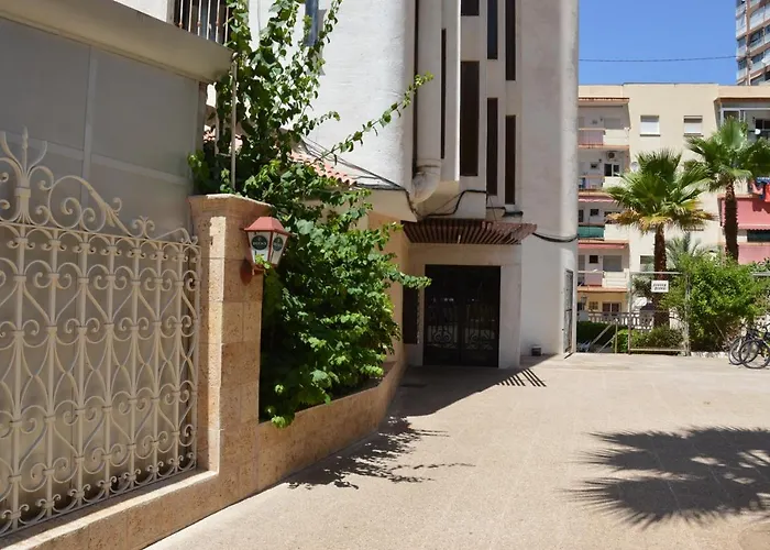 Inlesa 5A Holiday Apt With Pool