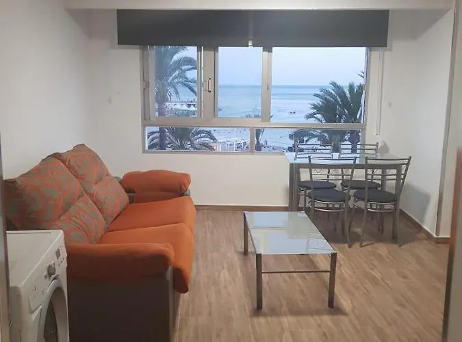 Apartamento BENIDORM primera linea playa