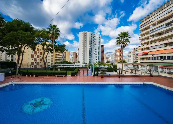 Beautiful Parque Loix 4 Bedroom Apartment Shared Pool, Tennis Court