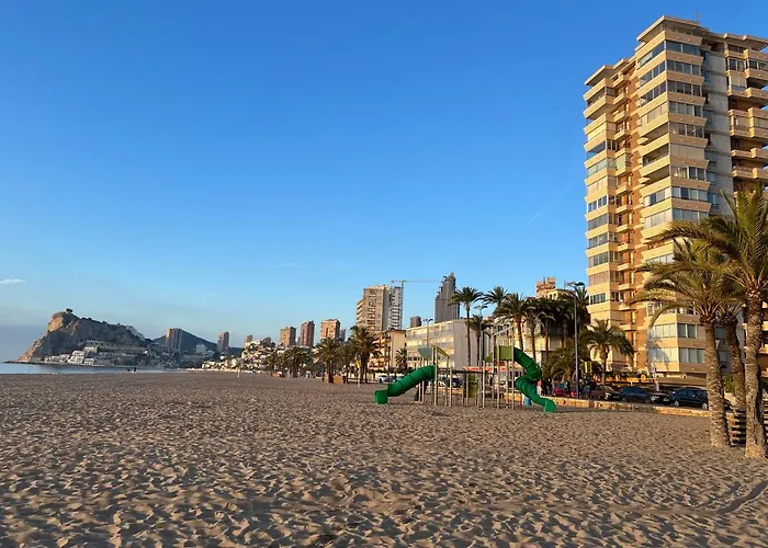 Amazing Beachfront - La Cala