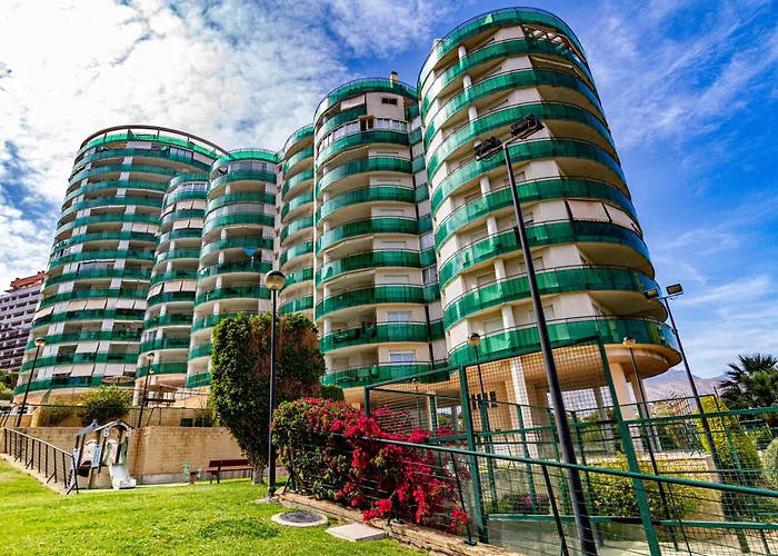 Vilapark With Pool, Free Parking, Terrace, Beach