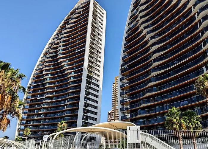 Sunset Waves Sea & Sky Apartment