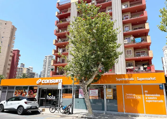 New Square Ibiza