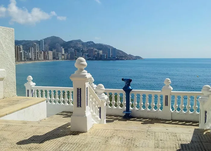 Los Caballos Vip Playa Levante Benidorm