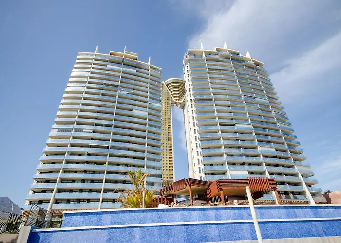 Sunset Drive 10 - 20 Luxury Beach