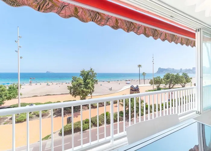 Luxury Primerísima Línea Playa Poniente Benidorm Con 6, 5 Mts De Vistas Frontales Al Mar Y Parking