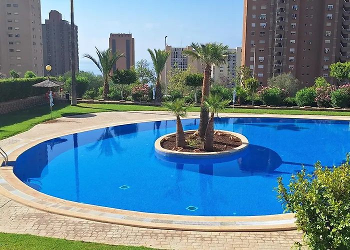Las Marinas, apartamento muy amplio cerca de playa Poniente