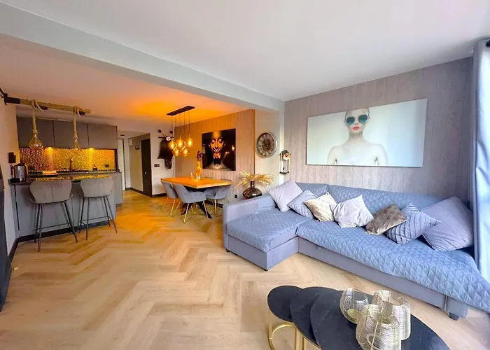 Albatros Luxury Ground Floor