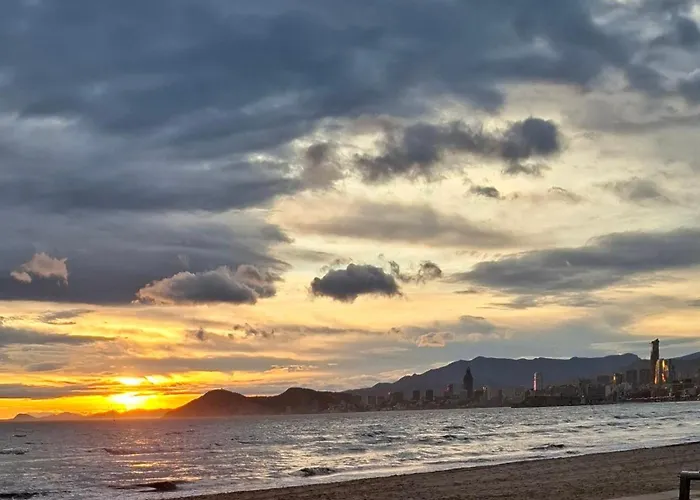 San Lorenzo Uno Apartment Benidorm Old Town Near Mal Pas & Poniente Beach