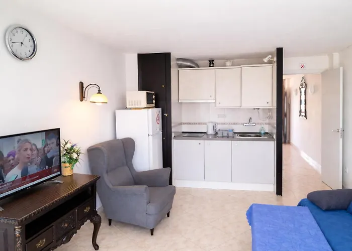 Sea View In Rincon De Loix- Free Parking, Pool, Wi-Fi, New Air Conditioning
