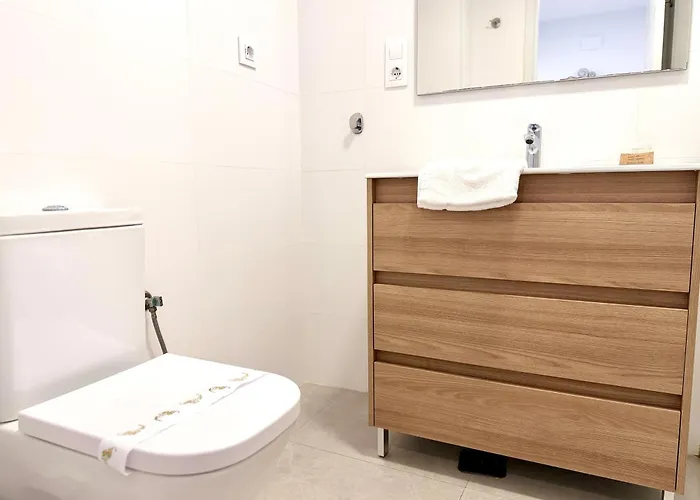 Sea View Apartment, 20Th Floor, Pool At Levante Beach