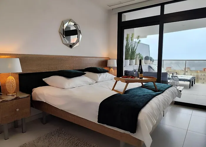 Sunset Cliffs Residence By Leo Apartments