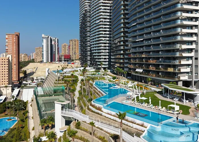 Sunset Cliffs Sea & Sky Apartments