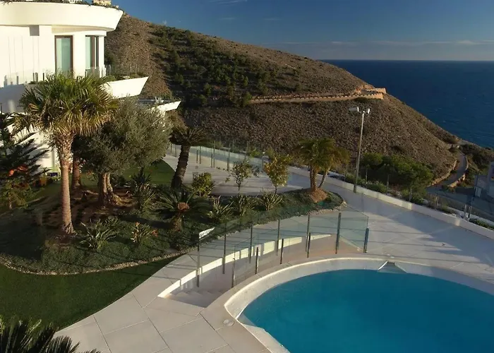 Charming 5Br Villa - What'App - 0049-1521-4658-810 - For Reservations!